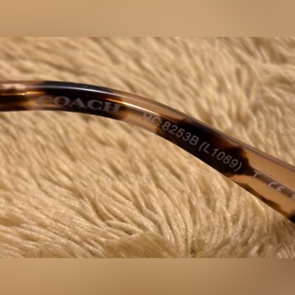 WOW*SALE Coach Sunglasses & Case - Picture 8 of 8